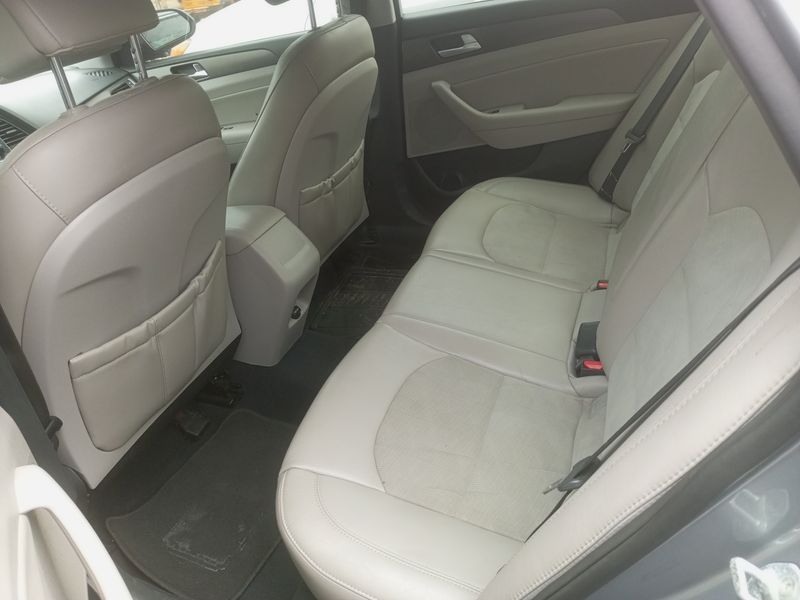 Thumbnail 5 of 2015 Hyundai Sonata